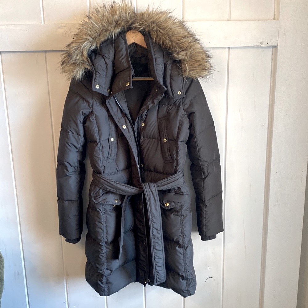 J. Crew Wintress down puffer coat w/faux-fur hood. Tall Small. Gray
